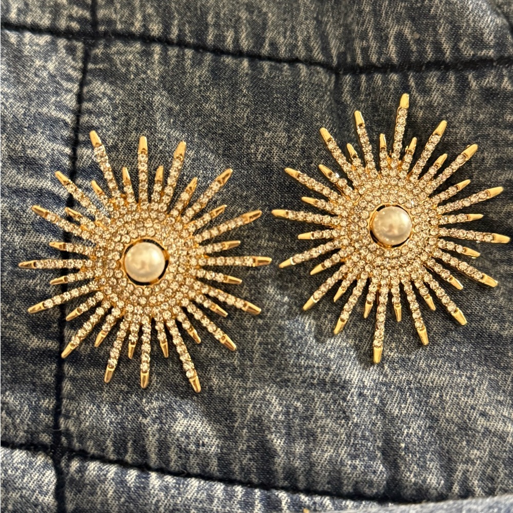 Gold Sunburst Earrings